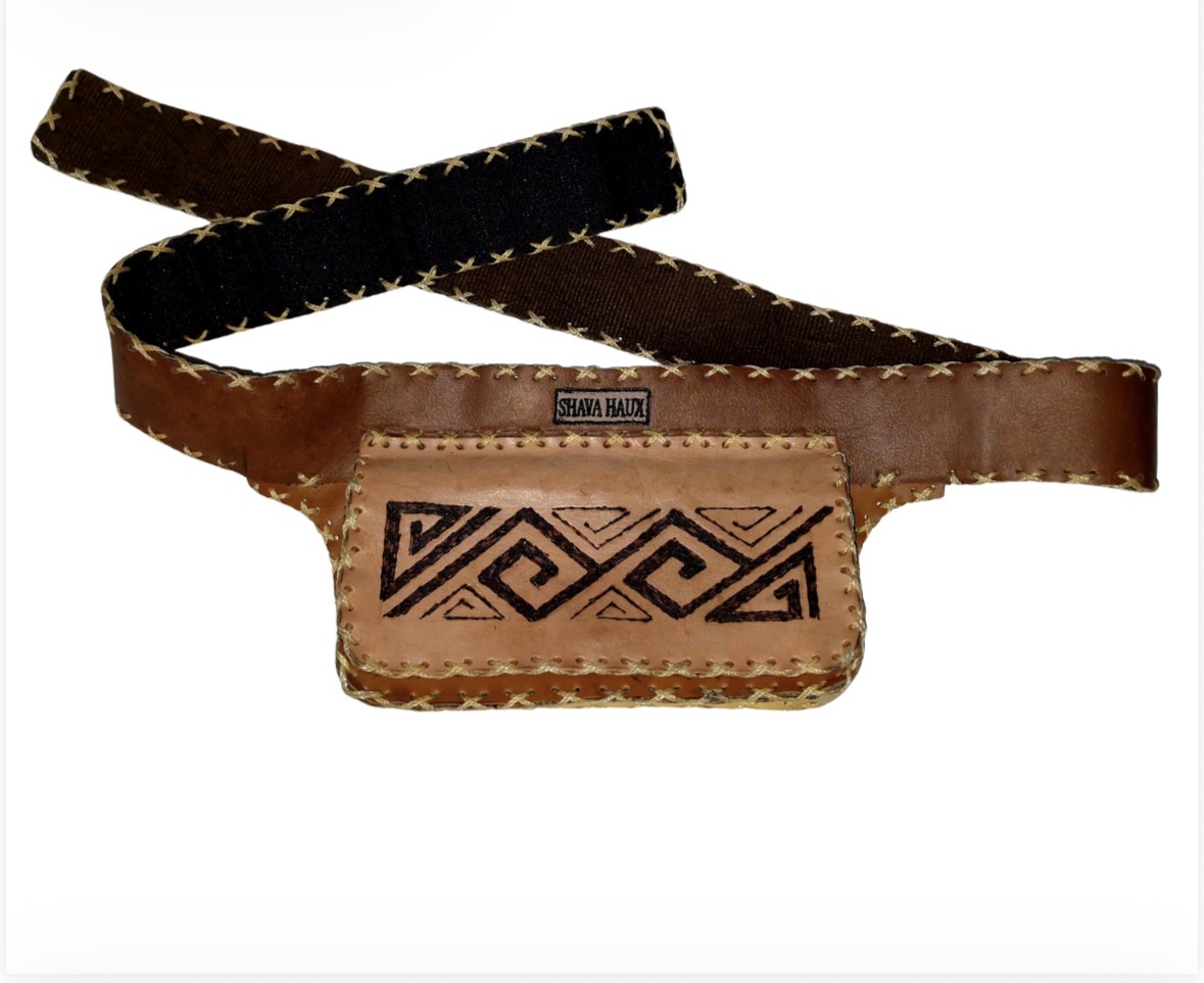 POCHETE SHAVA HAUX APEIRON 